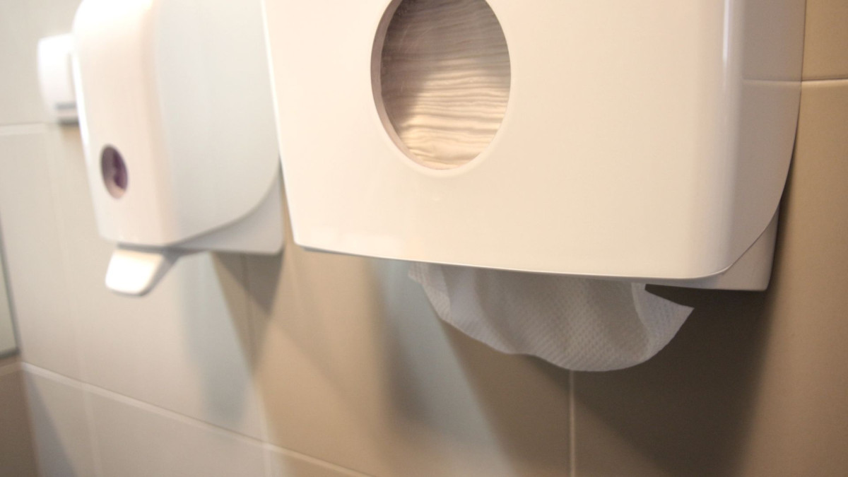 Dispensere hârtie, igienă impecabilă și parfumare ambientală: soluții eco-friendly pentru spații variate